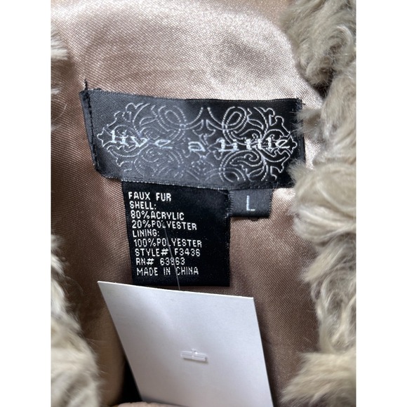 Gray Faux Fur Curly Vest Women's Size L‎ - Picture 5 of 7